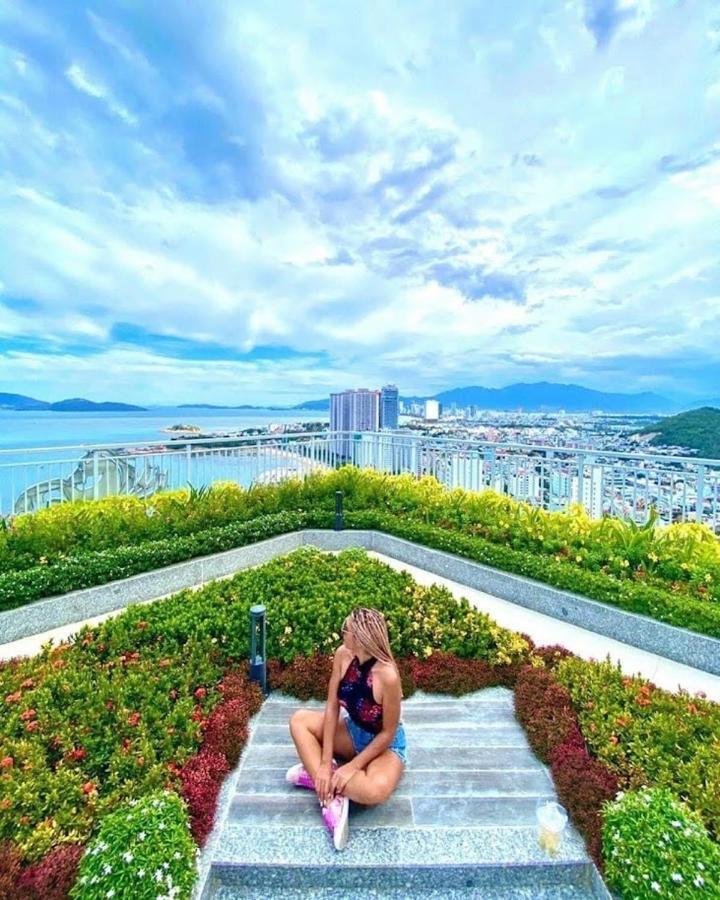 Scenia Bay Oceanfront By Housing Apartment Nha Trang Exterior photo