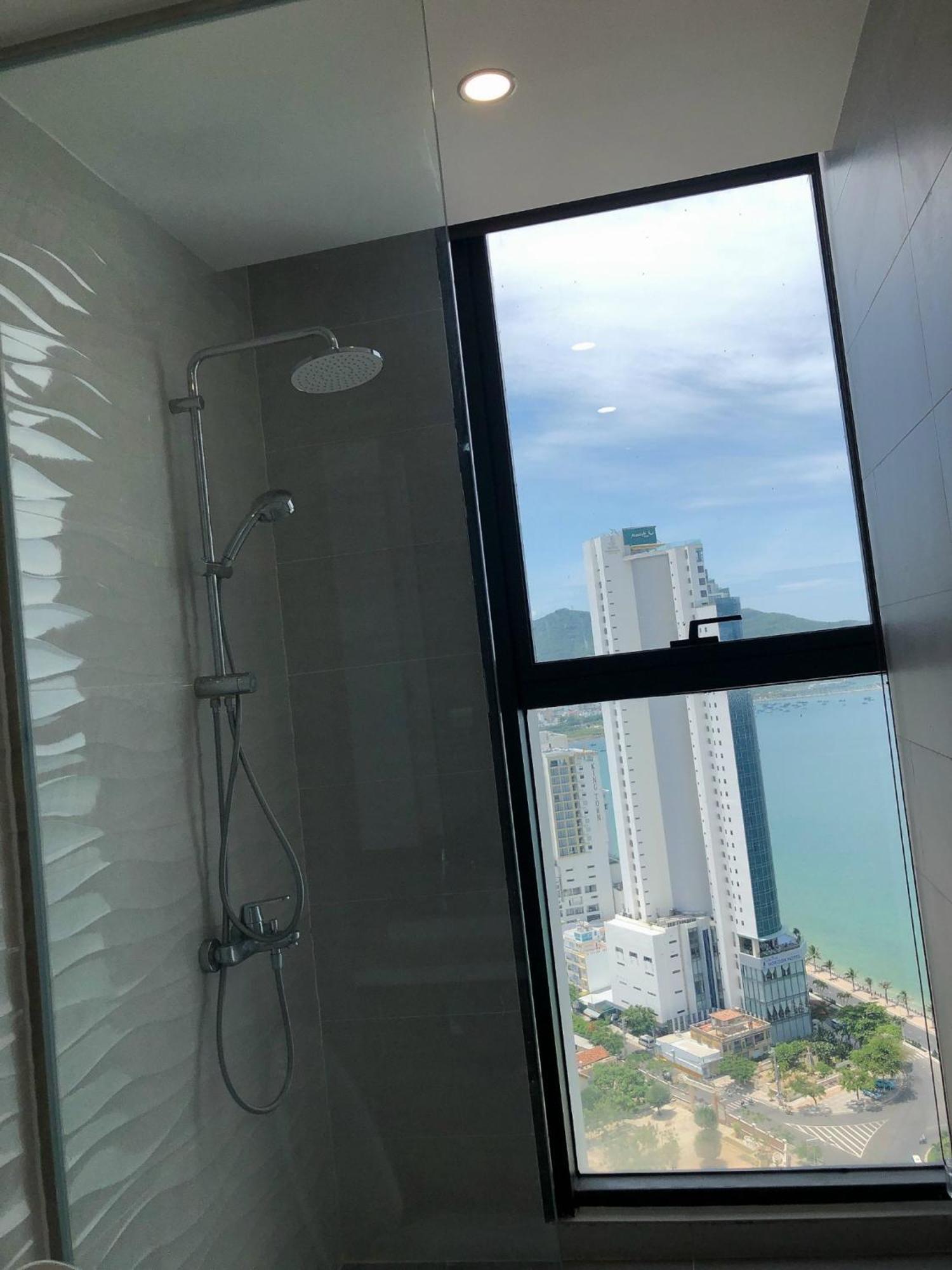 Scenia Bay Oceanfront By Housing Apartment Nha Trang Exterior photo
