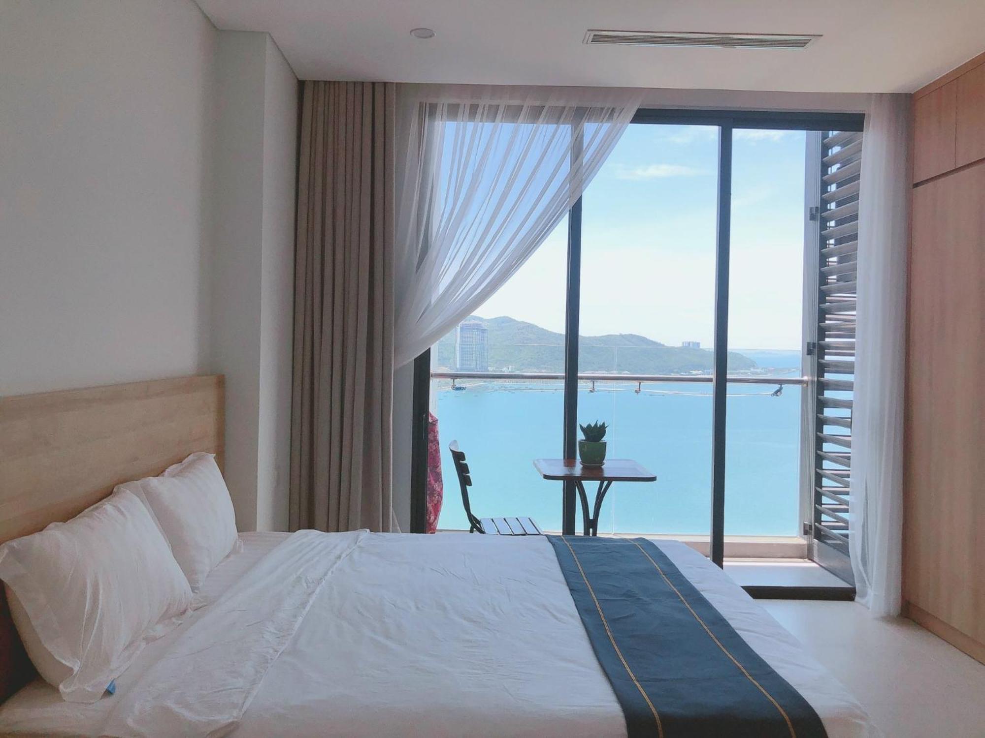 Scenia Bay Oceanfront By Housing Apartment Nha Trang Exterior photo