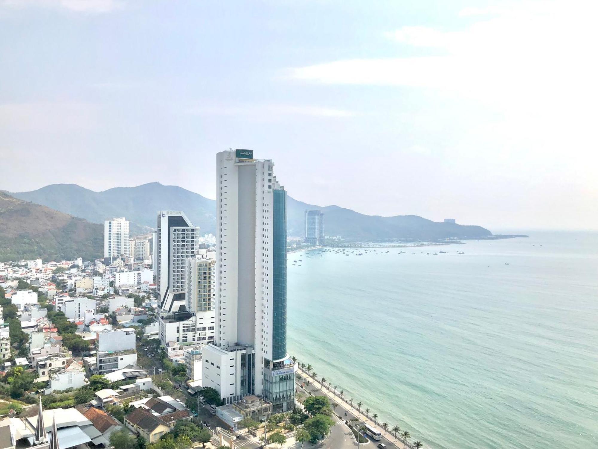 Scenia Bay Oceanfront By Housing Apartment Nha Trang Exterior photo