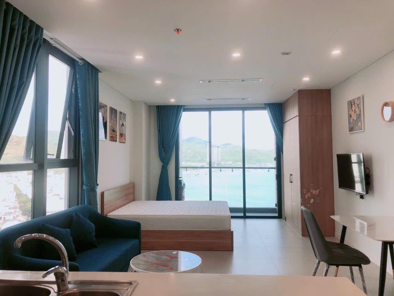 Scenia Bay Oceanfront By Housing Apartment Nha Trang Exterior photo